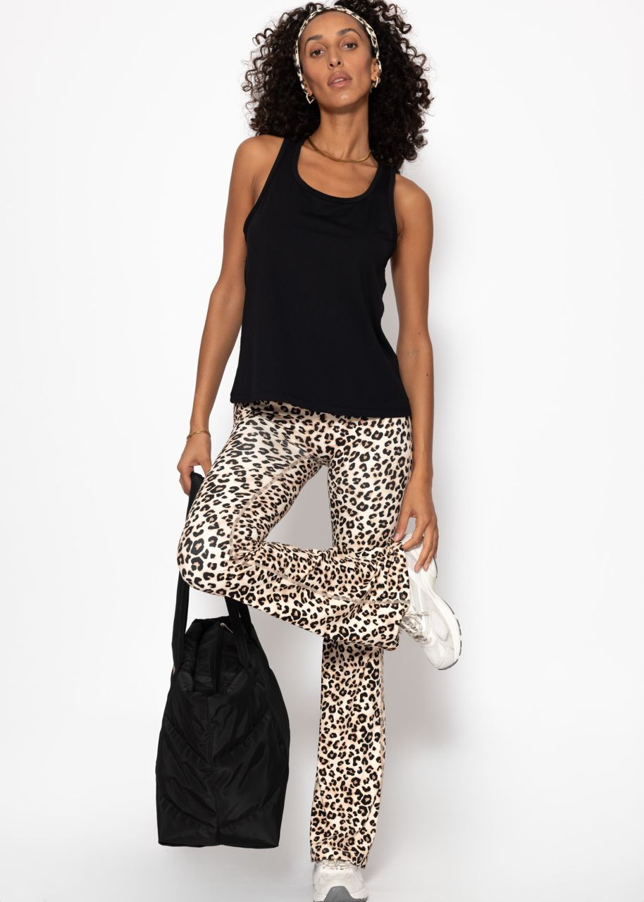 Flare Sportleggings mit Leo-Print - beige