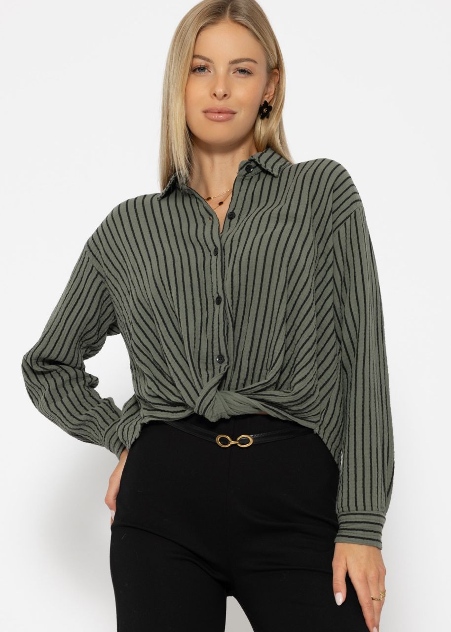 Gestreifte Musselin Bluse mit Knoten - khaki-schwarz