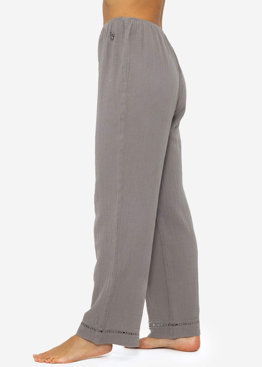 Musselin Pyjamahose mit Spitzenborte - taupe