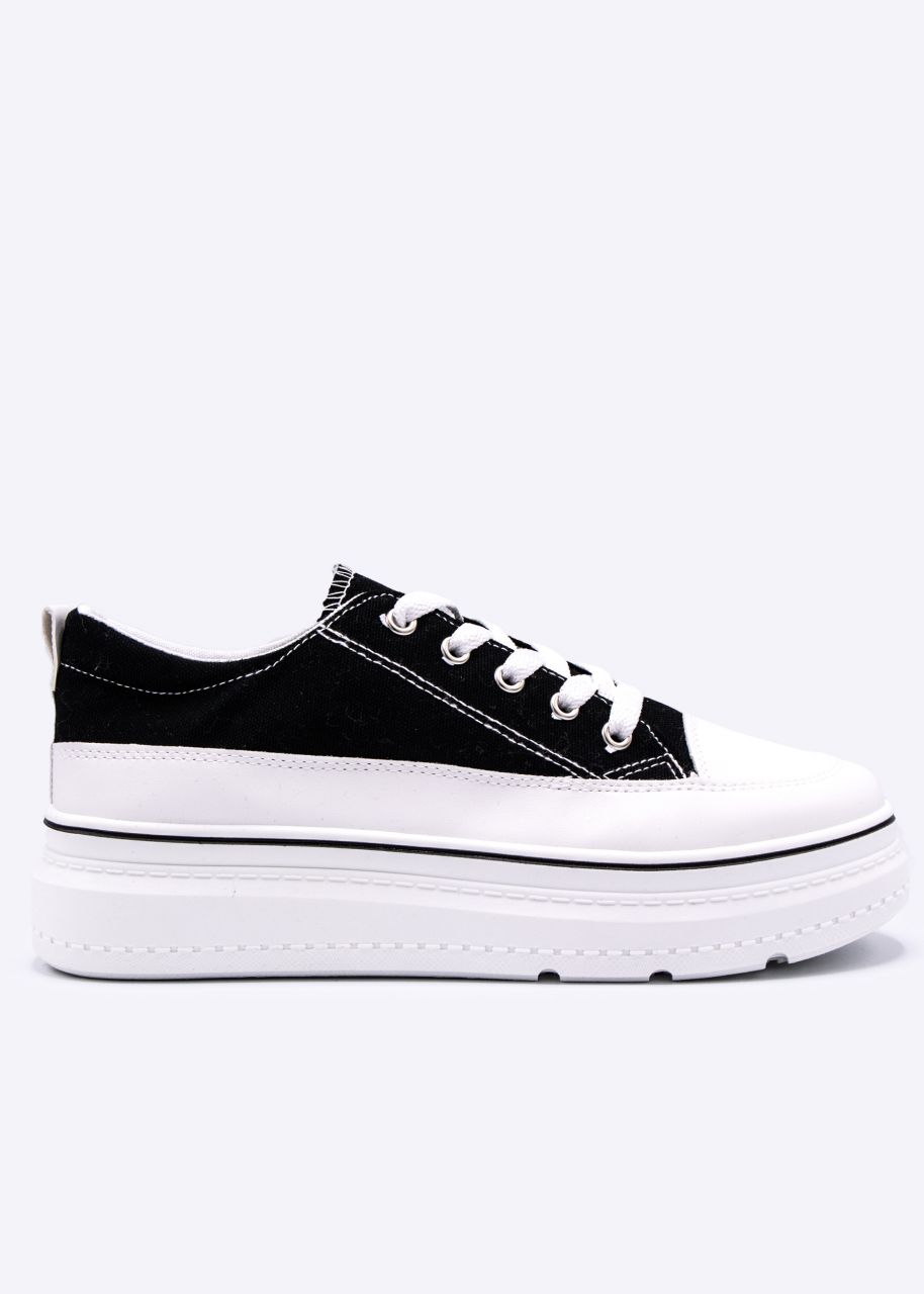 Plateau-Sneaker mit weißer Sohle, schwarz