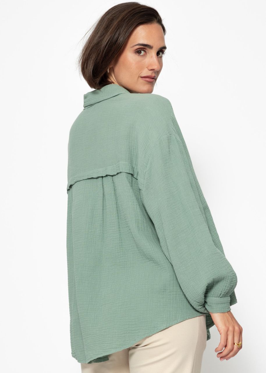 Musselin Bluse oversize, kurz, salbeigrün