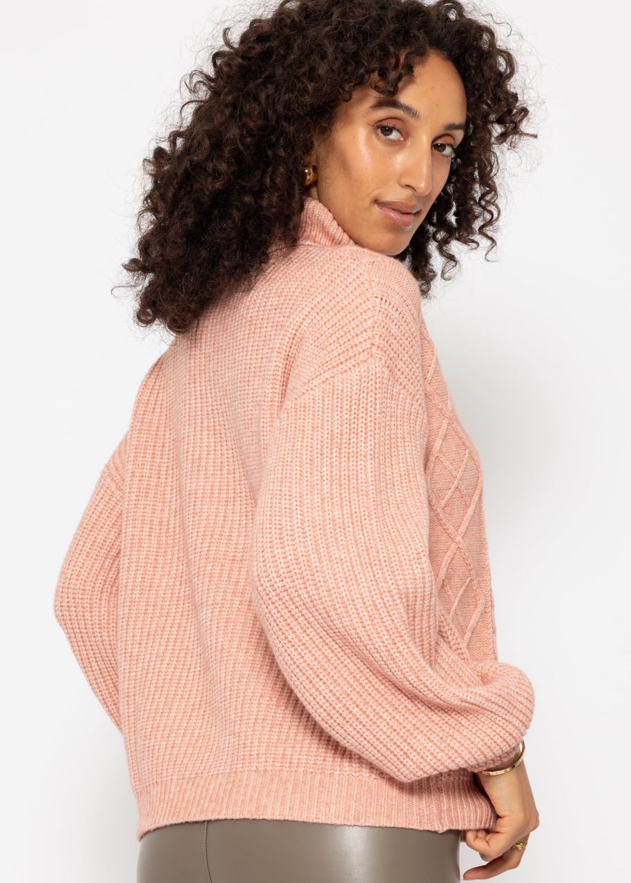 Rollkragenpullover mit Zopfmuster - rosa