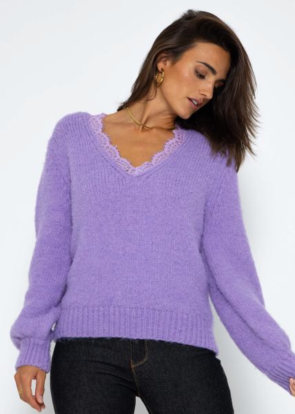 Pullover mit Spitzen-Ausschnitt - lila