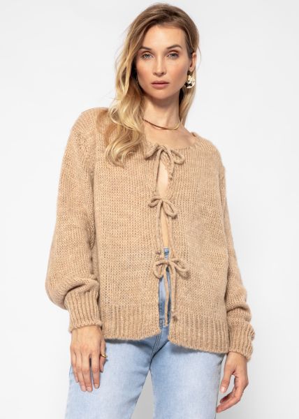 Strickjacke mit Schleifenverschluss - beige