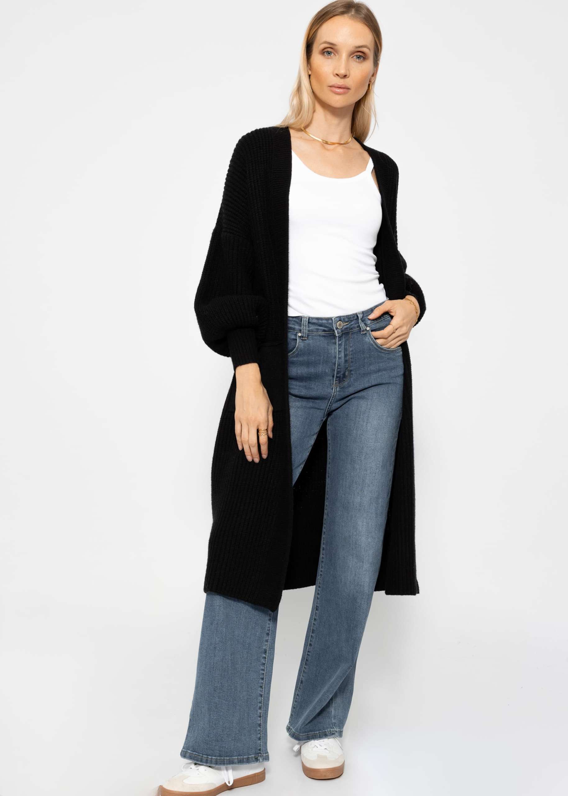 Langer super soft Cardigan mit Taschen - schwarz