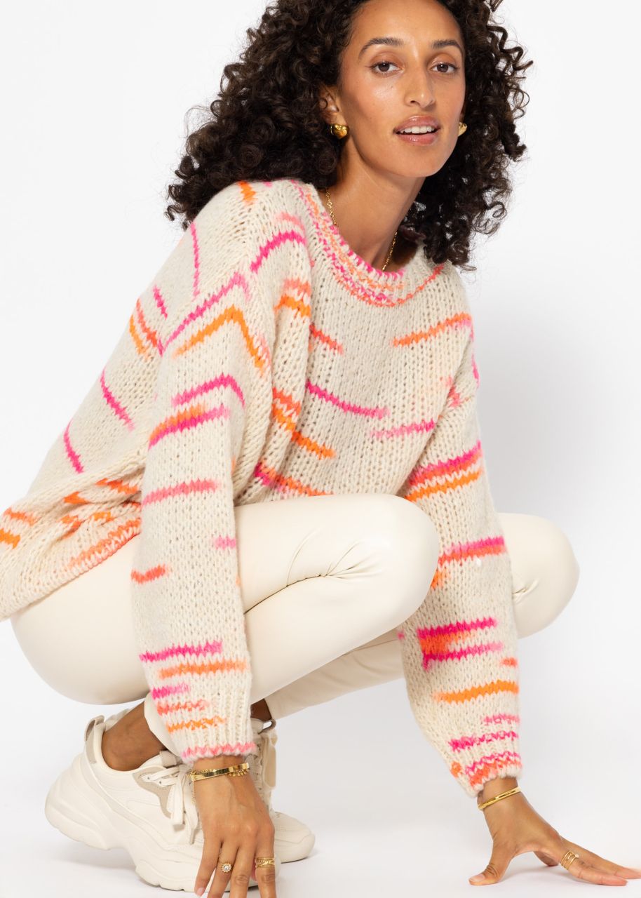 Oversize Pullover mit orange und pink Streifen - beige