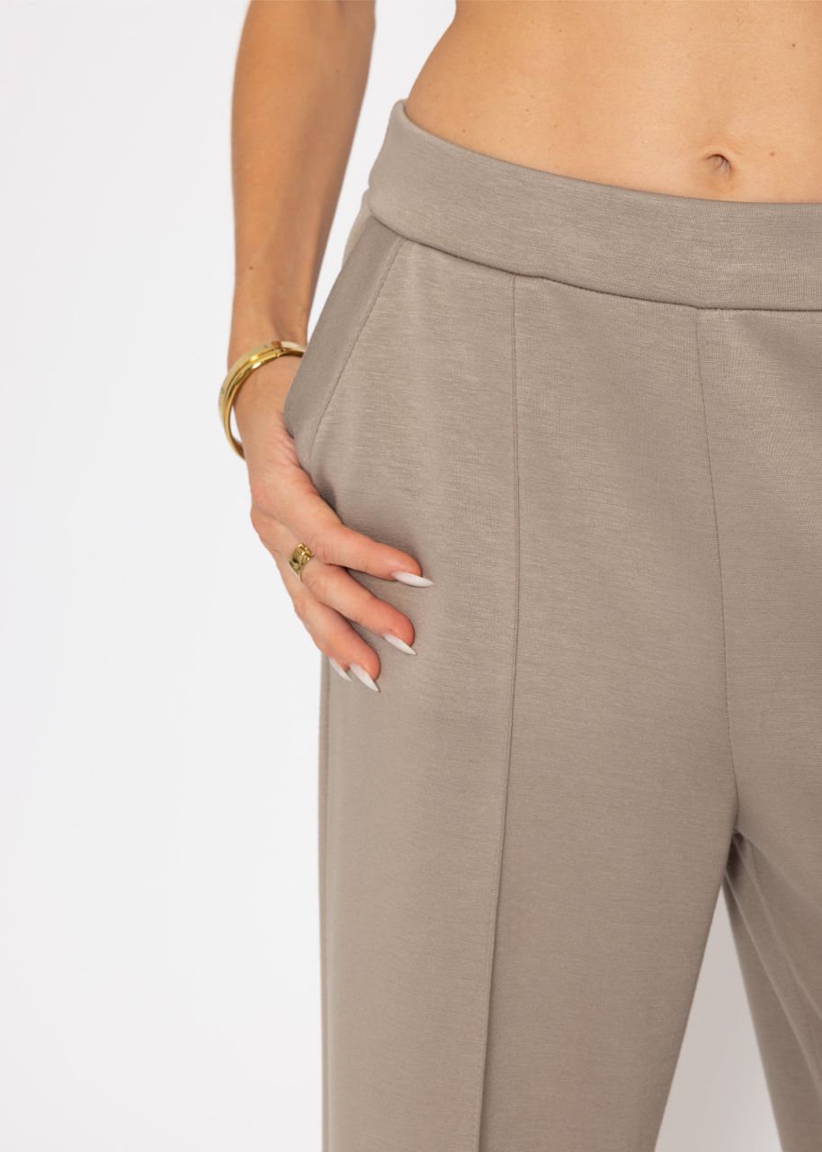 Softe weite Jogginghose mit Biese - taupe