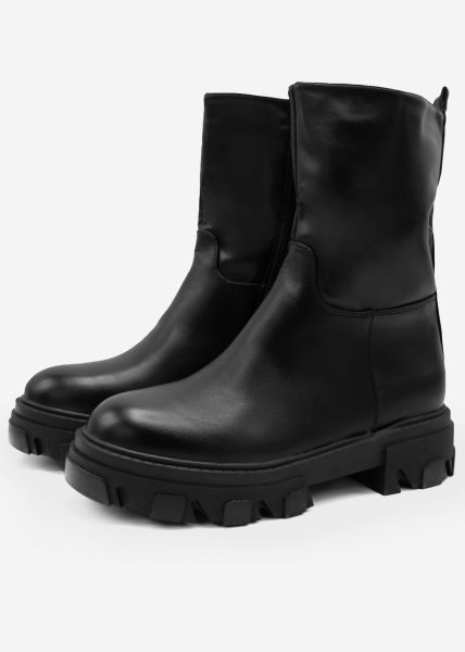 Plateau Boots mit grober Sohle, schwarz