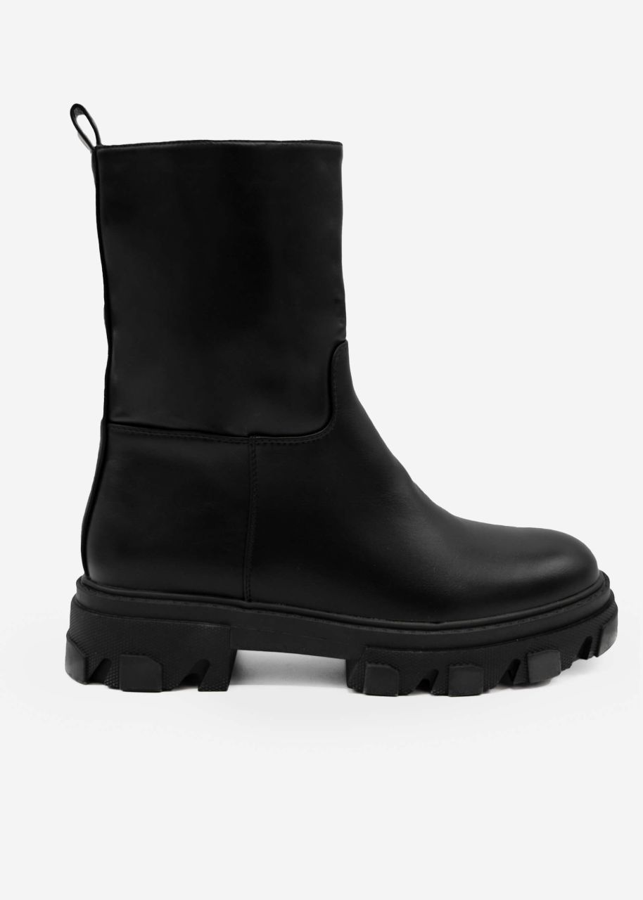 Plateau Boots mit grober Sohle, schwarz