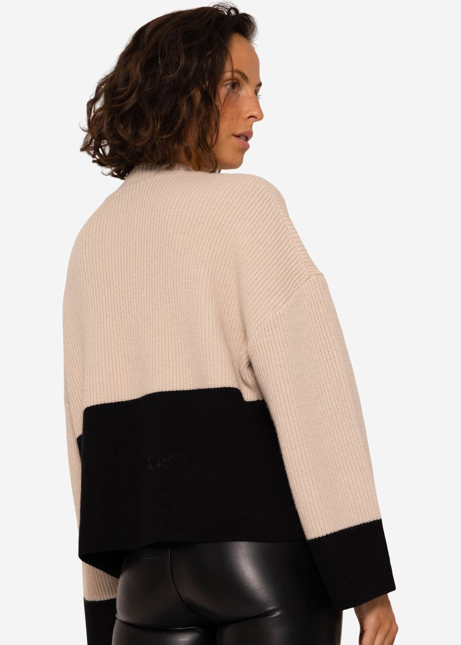 Pullover mit schwarzem Saum - beige